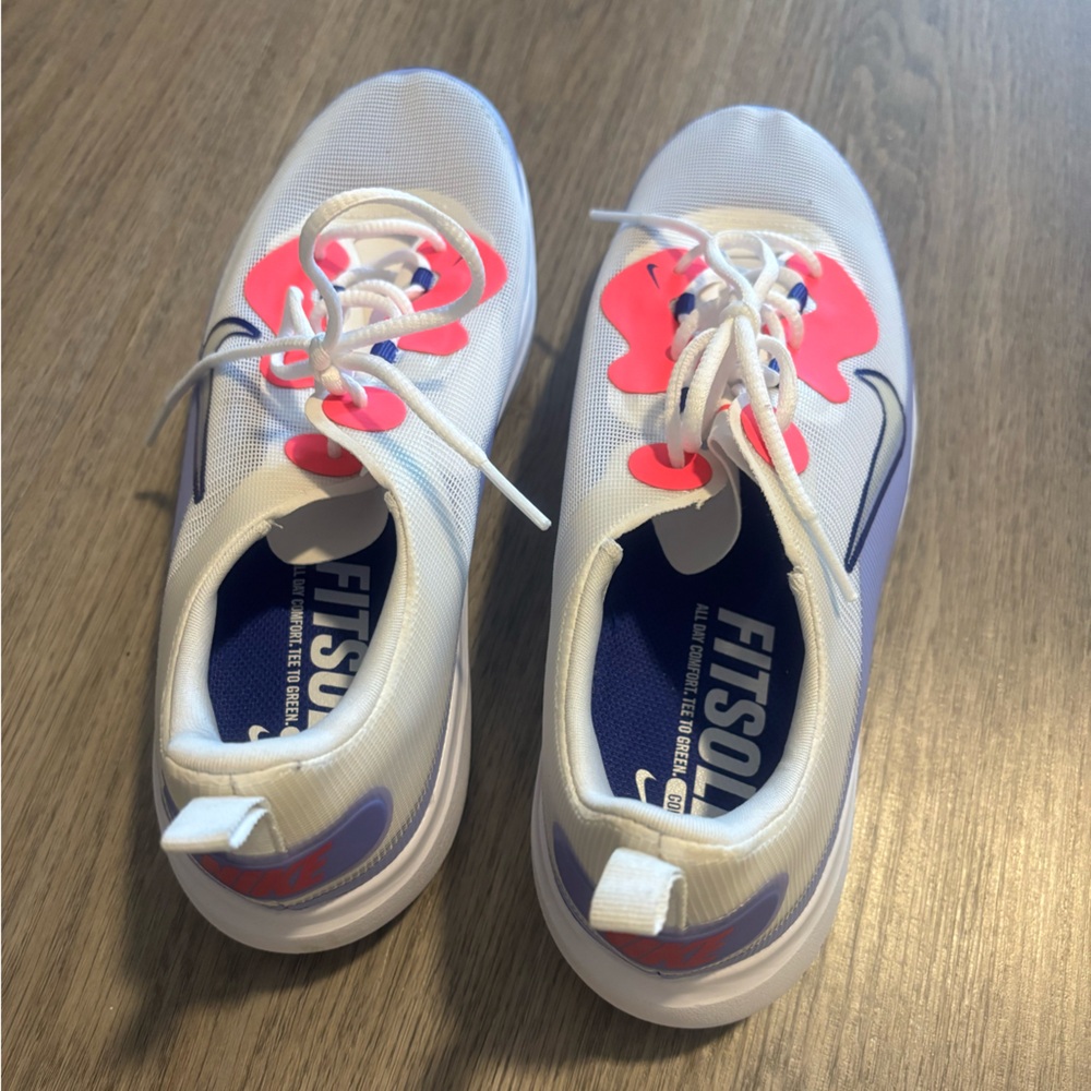 Nike Ace Golf Summerlite Sneakers (Women’s size 10)